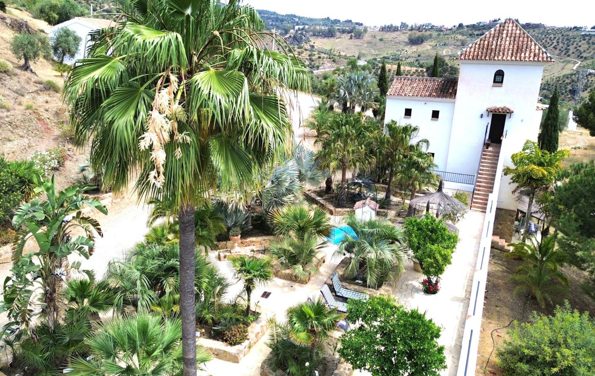 Castle Tower Apartment In Rural Holiday Park 'Bernard' 톨록스 외부 사진