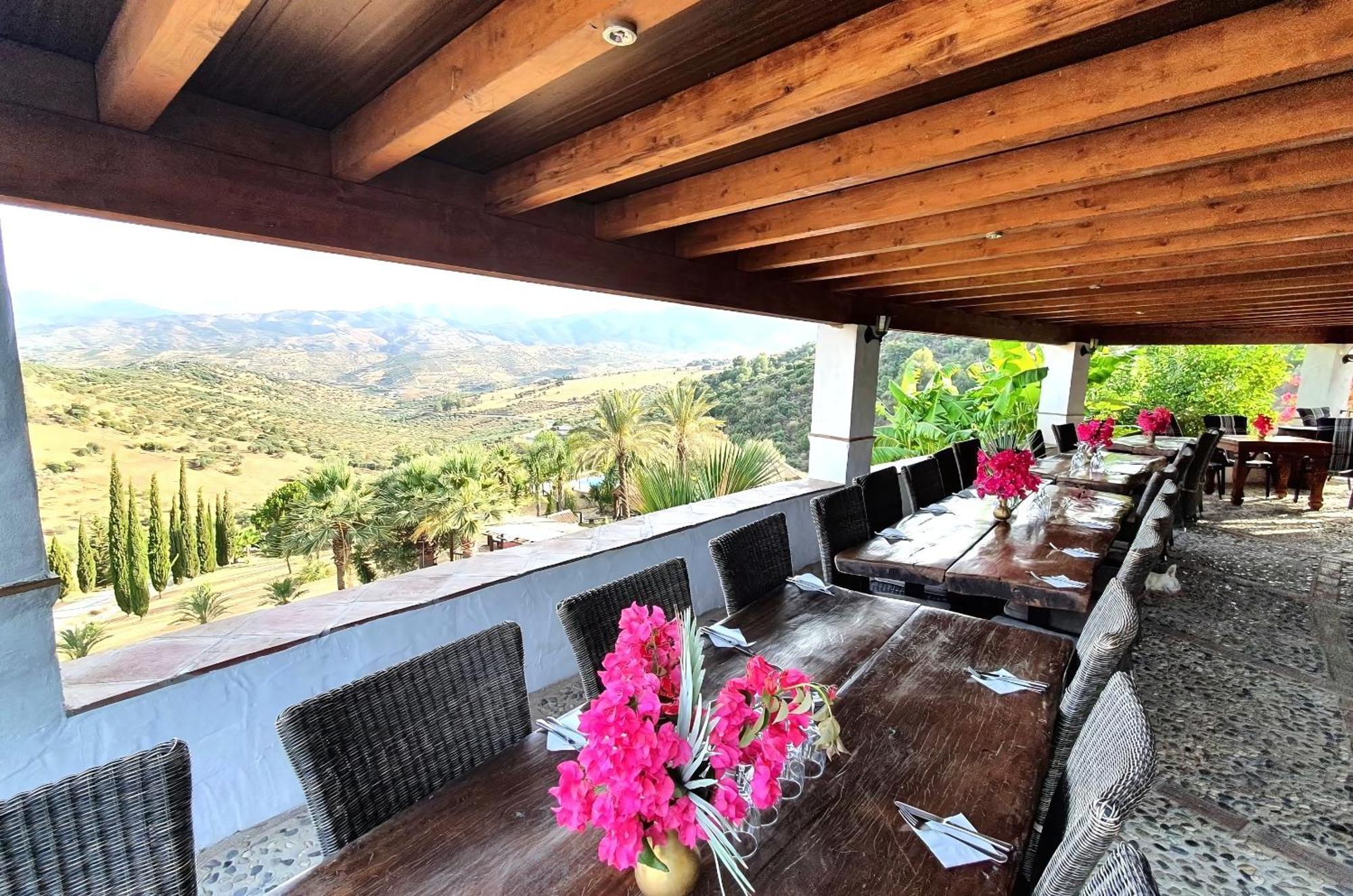 Castle Tower Apartment In Rural Holiday Park 'Bernard' 톨록스 외부 사진