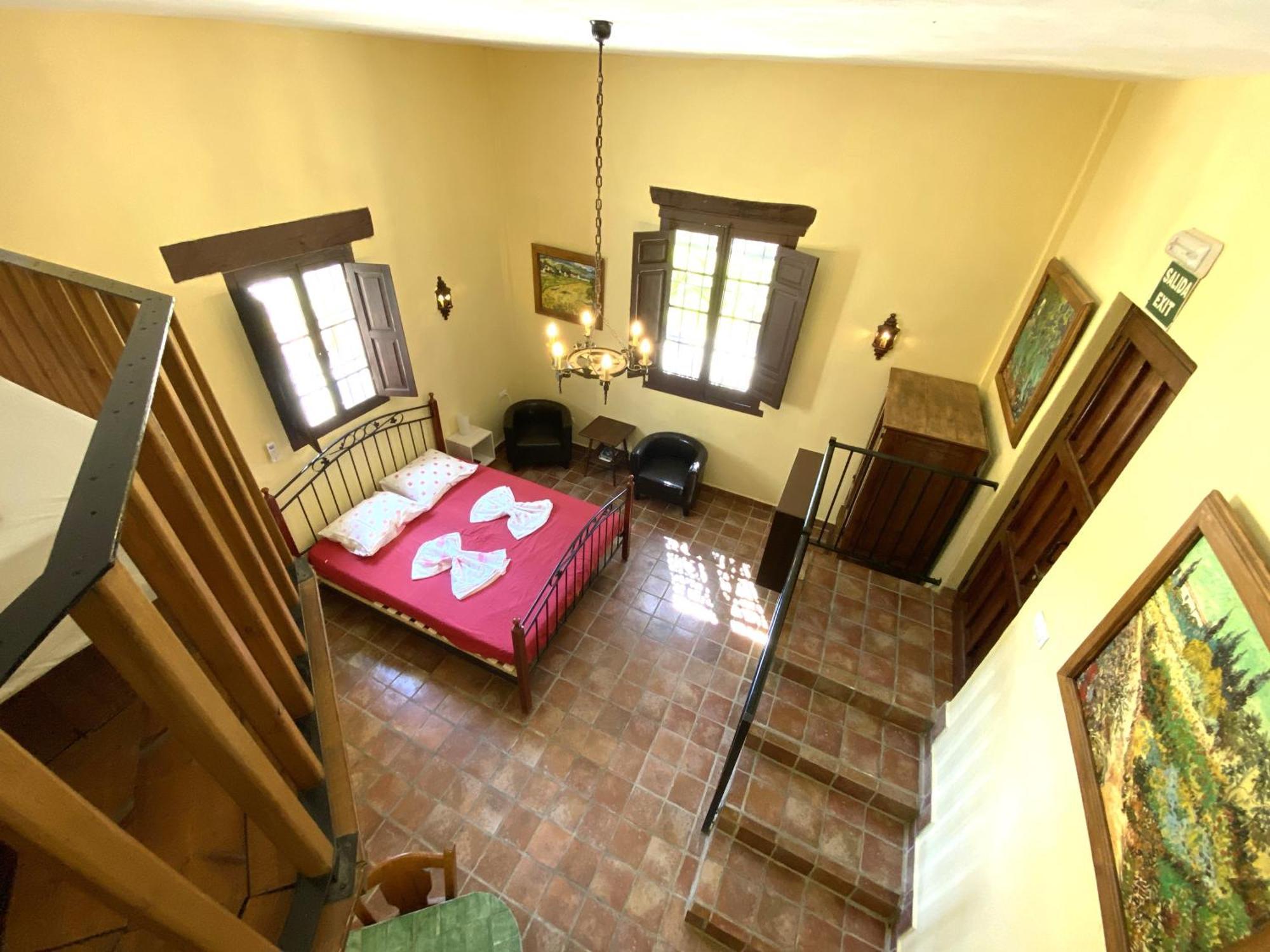 Castle Tower Apartment In Rural Holiday Park 'Bernard' 톨록스 외부 사진