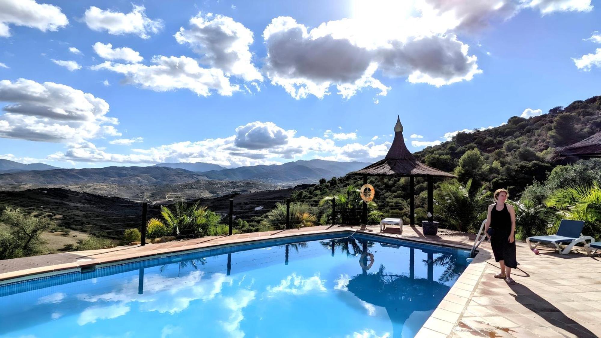 Castle Tower Apartment In Rural Holiday Park 'Bernard' 톨록스 외부 사진